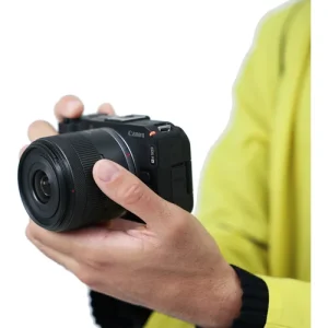 canon eos r50 v mirrorless camera with 14 30mm f/4 6.3 lens